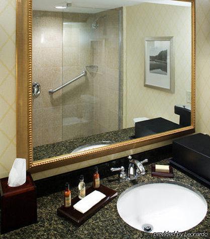 Holiday Inn 체서피크 외부 사진