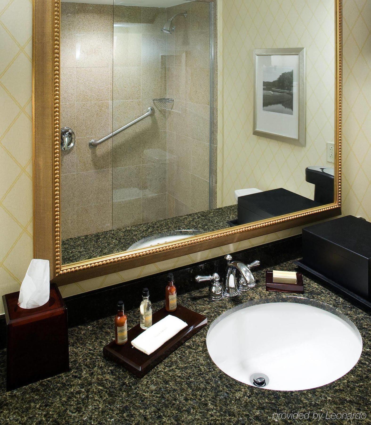 Holiday Inn 체서피크 외부 사진